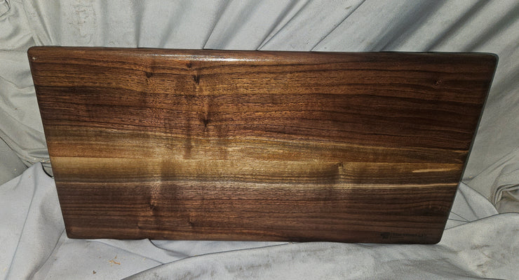 Medium Walnut Cutting Board 0971