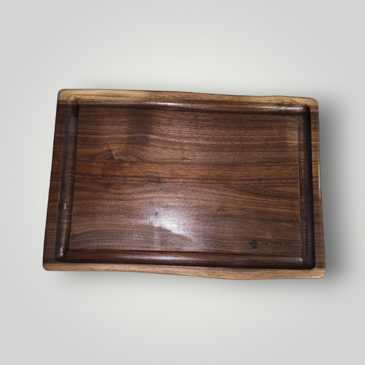 Medium Live Edge Walnut Juice Groove Cutting Board 1825