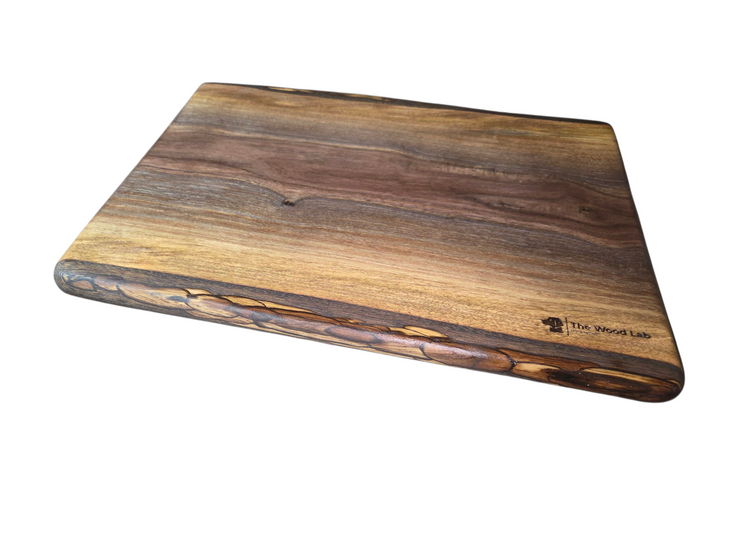 Live Edge Walnut Cutting Block 1671