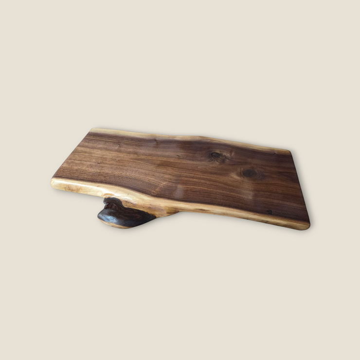 Live Edge Walnut Cutting Board 1776